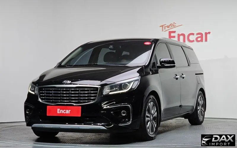 Kia Canival 9-Seater Luxury