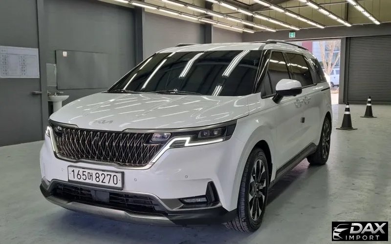 Kia Canival 9-Seater Noblesse