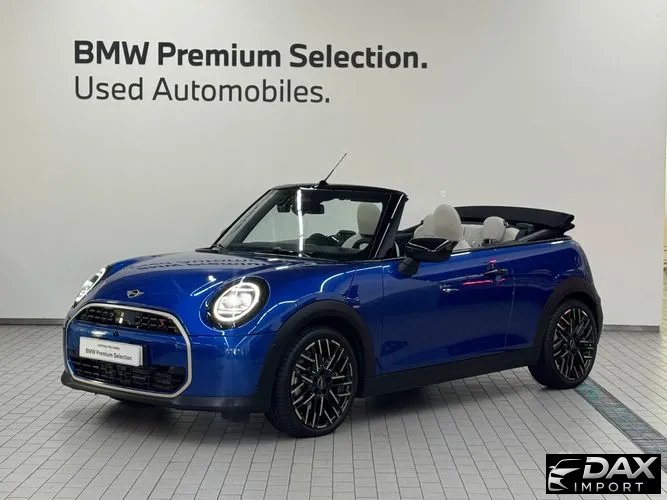 Mini Cooper Convertible Favoured