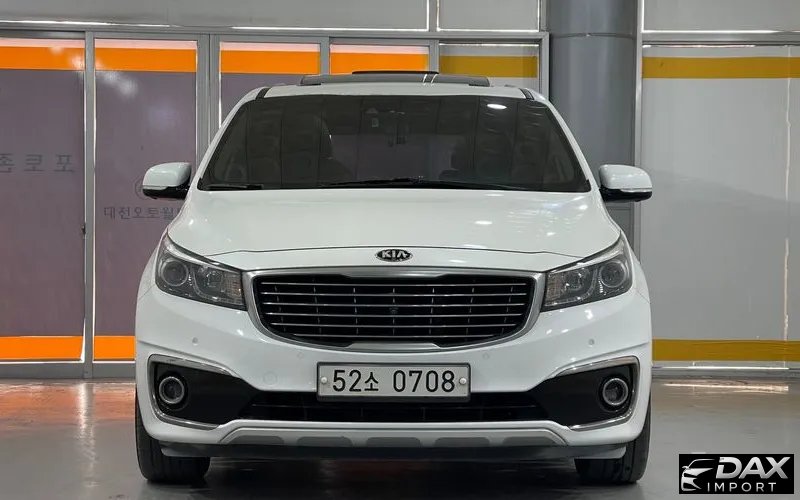 Kia Canival 9-seater Noblesse
