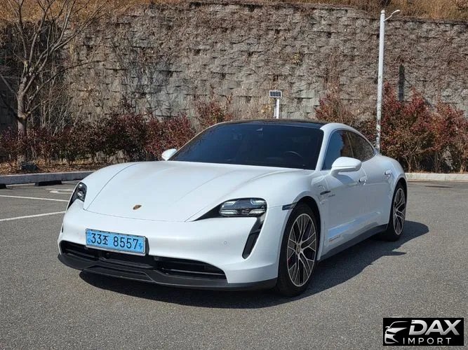 Porsche Taycan 4S