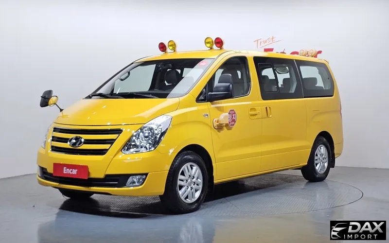 Hyundai Starex Guard car of children