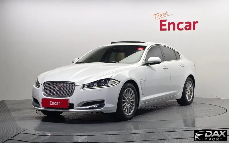 Jaguar XF 2.0 Luxury