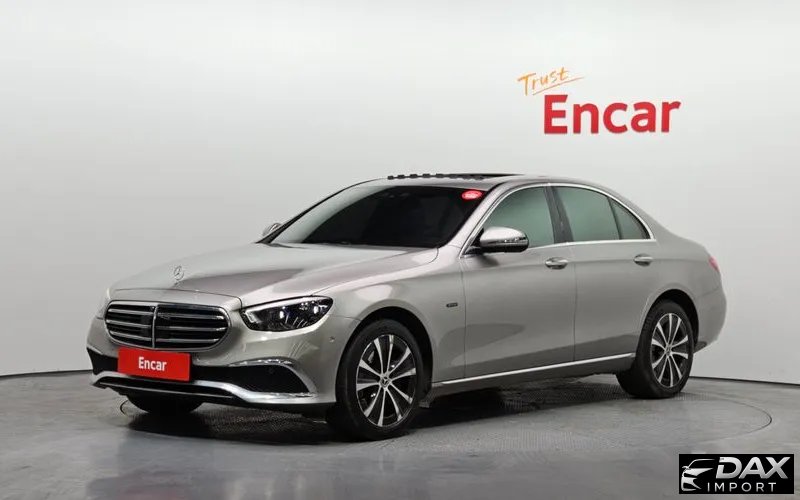 Mercedes-Benz E-Class E300e 4MATIC Exclusive