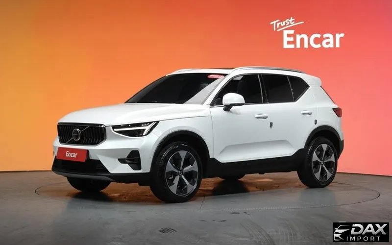 Volvo XC40 B4 Ultra Bright