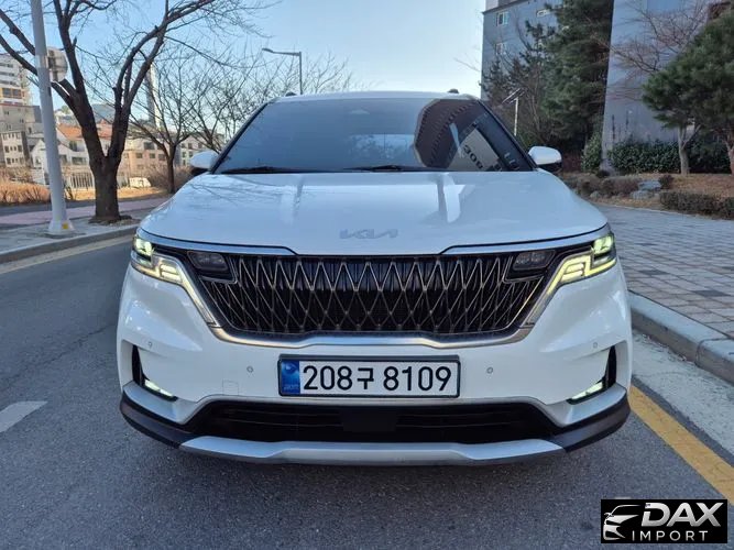 Kia Canival 9-Seater Prestige