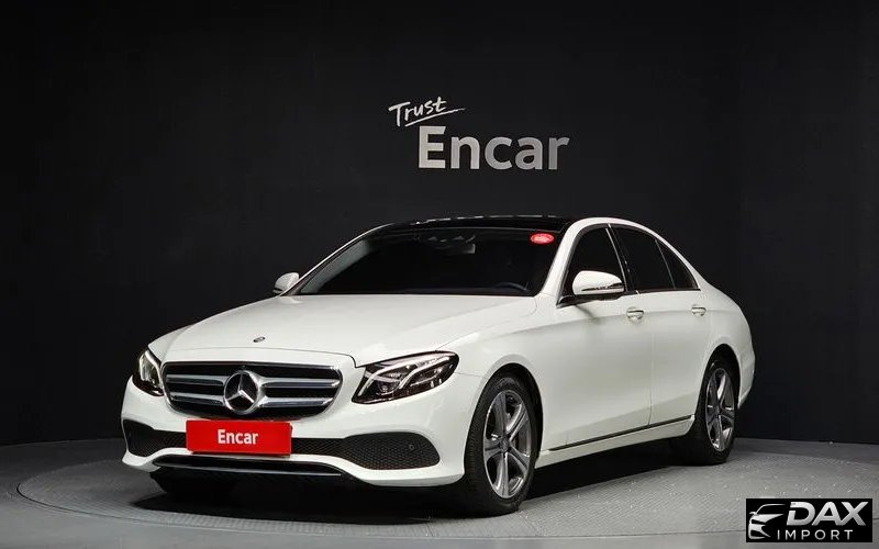 Mercedes-Benz E-Class E300 4MATIC Avnatgarde