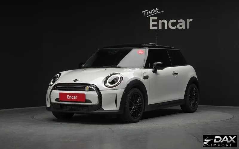 Mini Cooper Classic Plus Launch Pack