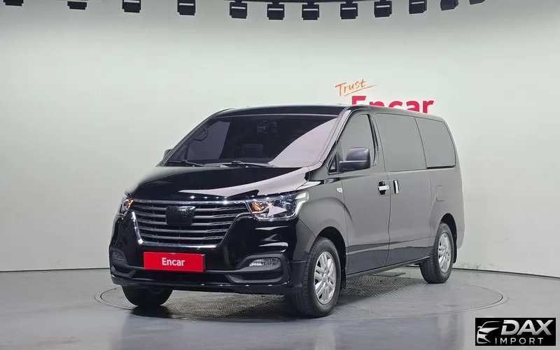 Hyundai Starex Van 3-Seater LPi