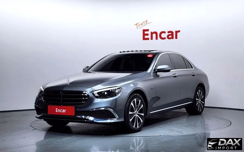 Mercedes-Benz E-Class E300e 4MATIC Exclusive