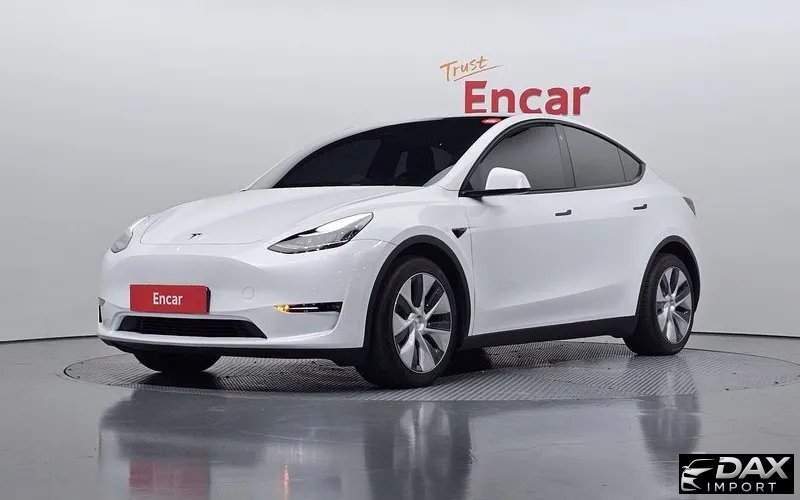 Tesla Model Y Long Range
