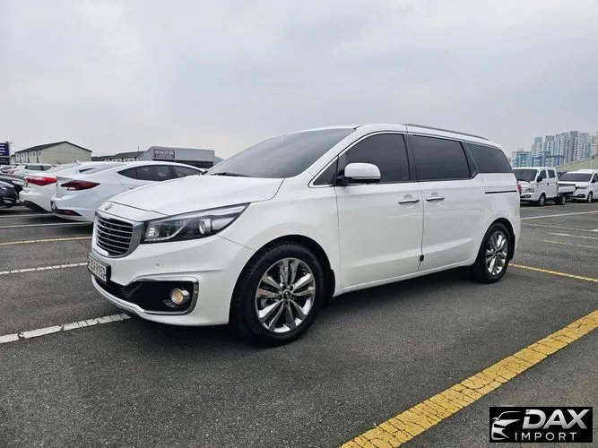Kia Canival 9-seater Noblesse