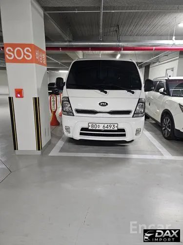 Kia Bongo III Minibus 3-Seater Extra-Long Van LTD