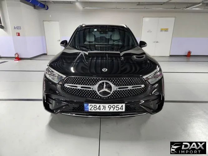 Mercedes-Benz GLC-Class GLC300 4MATIC AMG Line