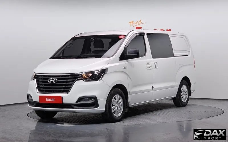 Hyundai Starex Van 5-Seater