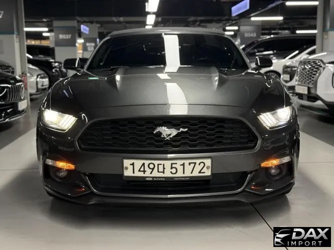 Ford Mustang Convertible