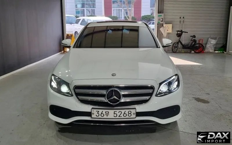 Mercedes-Benz E-Class E220d 4MATIC Avantgarde