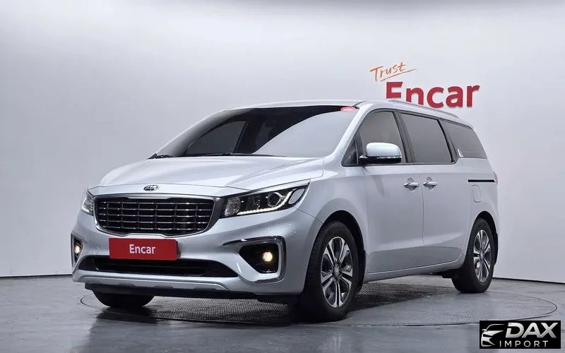 Kia Canival 9-Seater Luxury