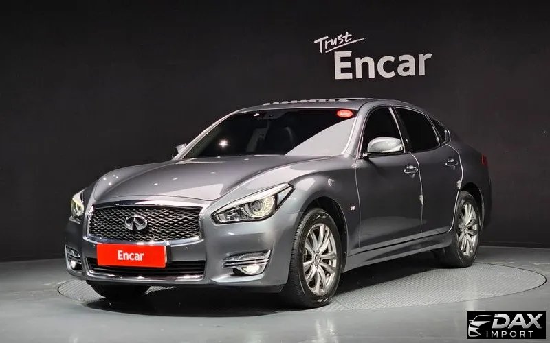 Infiniti Q70 3.7 AWD