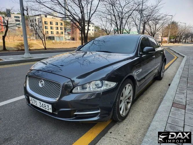 Jaguar XJ 3.0D Premium Luxury LWB