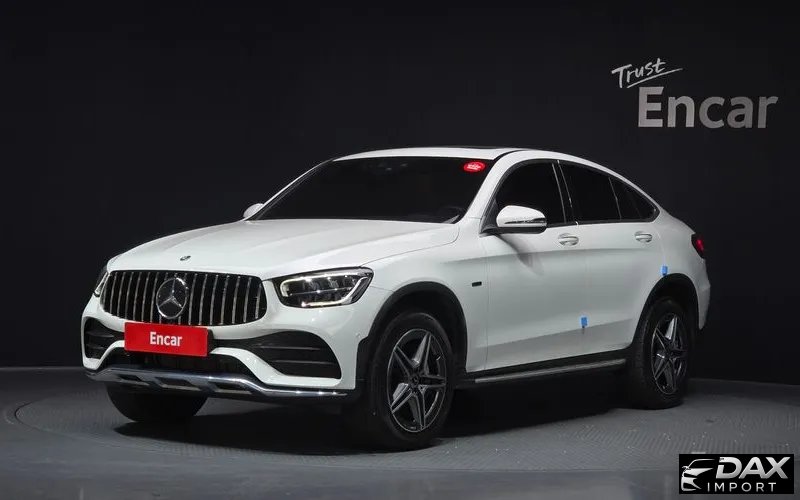 Mercedes-Benz GLC-Class GLC300e 4MATIC Coupe