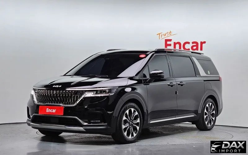 Kia Canival Gasoline 7-Seater Signature