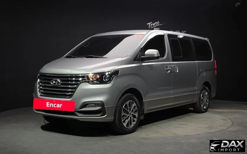 Hyundai Starex 4WD Urban 9-Seater