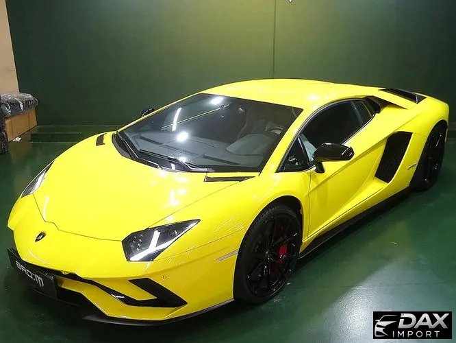 Lamborghini Aventador S LP740-4