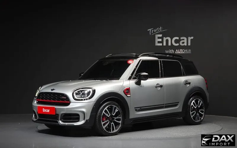 Mini Countryman JCW Launch Pack