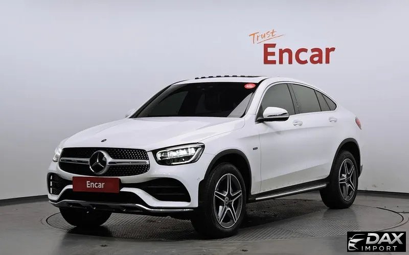 Mercedes-Benz GLC-Class GLC300e 4MATIC Coupe