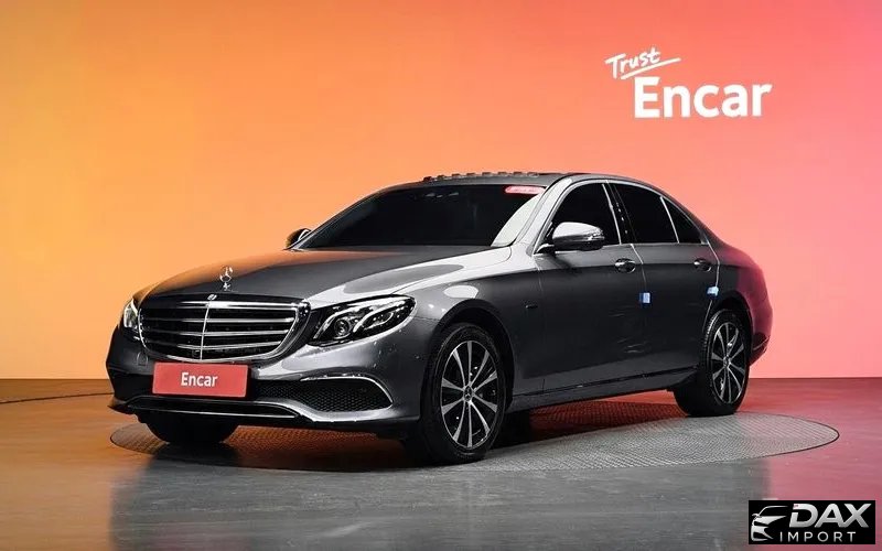 Mercedes-Benz E-Class E300e 4MATIC Exclusive