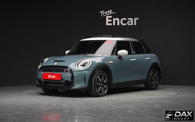 Mini Cooper 5Door Multitione Edition