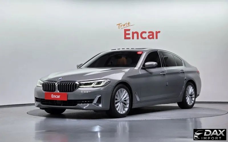 BMW 5-Series 520i Luxury