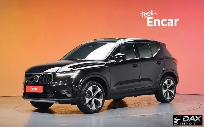 Volvo XC40 B4 Ultra Bright