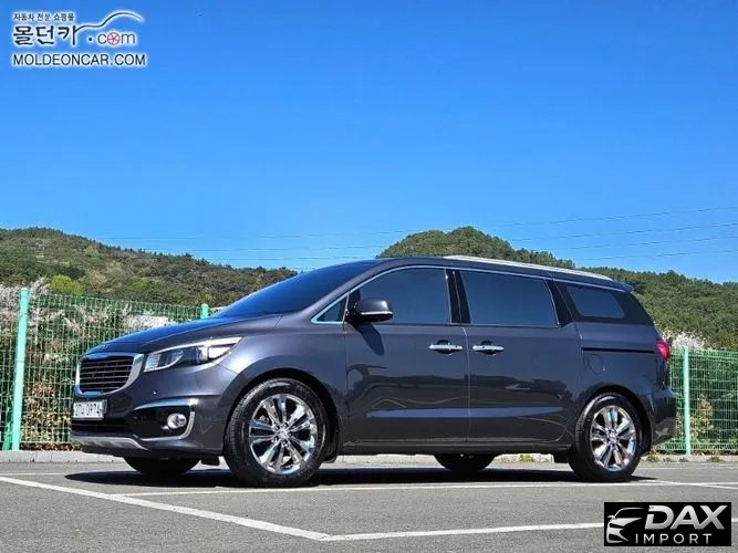 Kia Canival 9-seater Noblesse