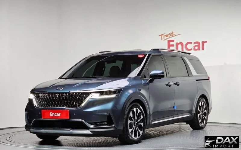 Kia Canival Gasoline 7-Seater Signature