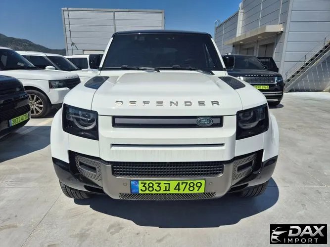 Land Rover Defender 110 P300 X-Dynamic SE