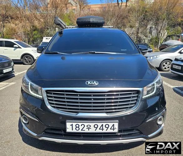 Kia Canival 9-seater Luxury