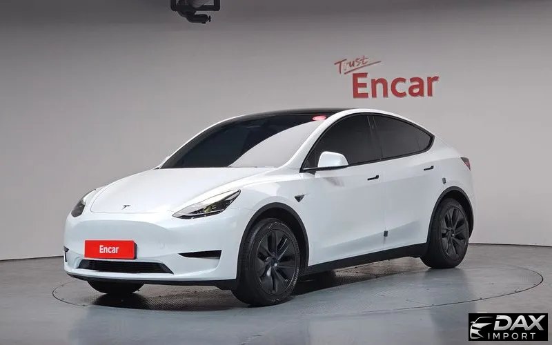 Tesla Model Y RWD