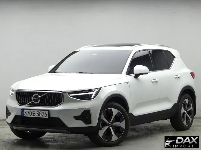 Volvo XC40 B4 Ultimate Bright