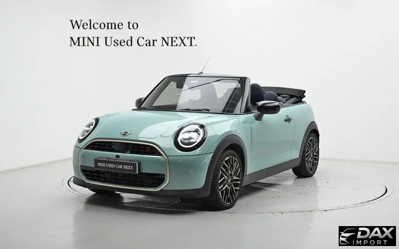 Mini Cooper Convertible Favoured