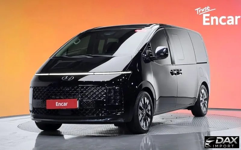 Hyundai Staria 4WD Lounge 9-Seater