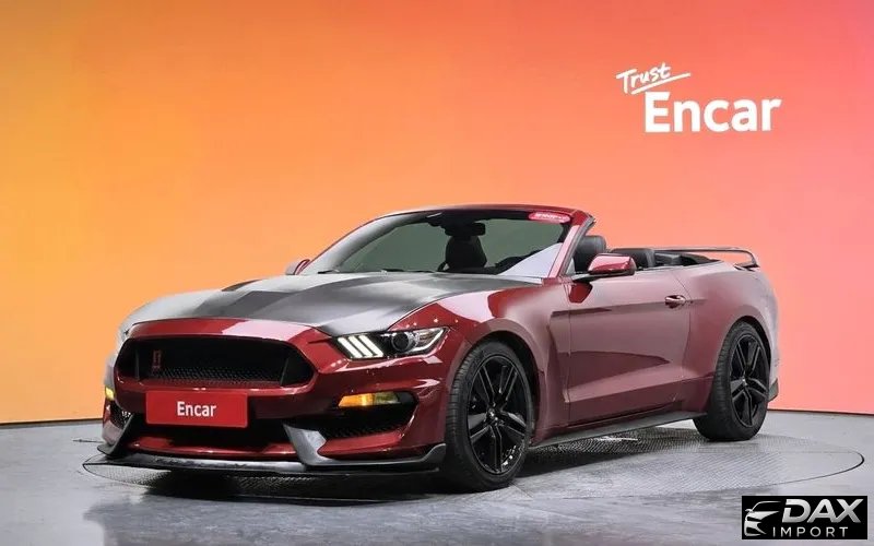 Ford Mustang Convertible