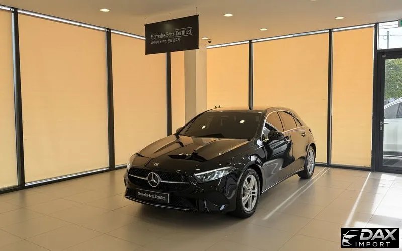 Mercedes-Benz A-Class A220 Hatchback