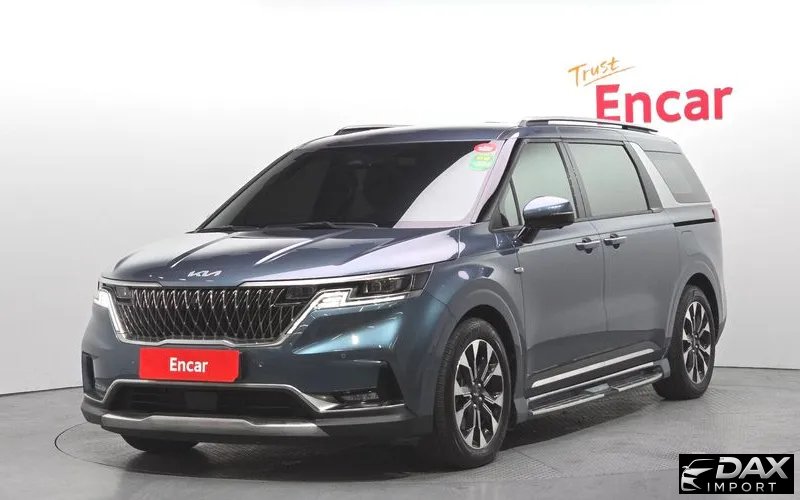 Kia Canival Gasoline 7-Seater Outdoor