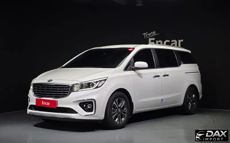 Kia Canival 9-Seater Luxury