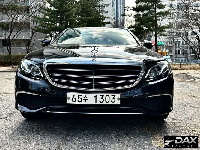 Mercedes-Benz E-Class E300 4MATIC Exclusive
