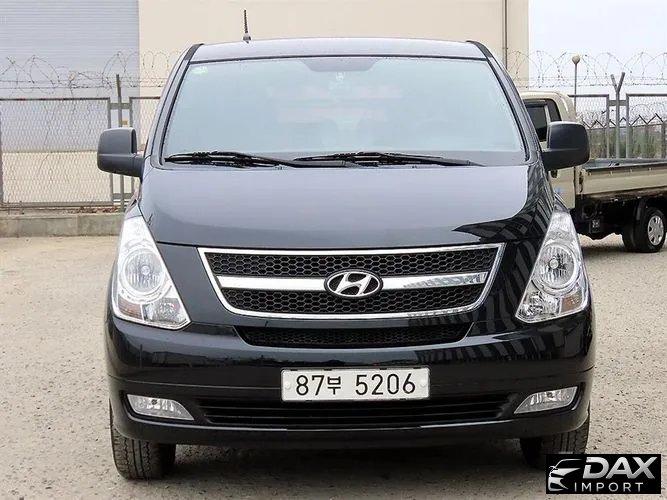 Hyundai Starex 5-Seater VAN