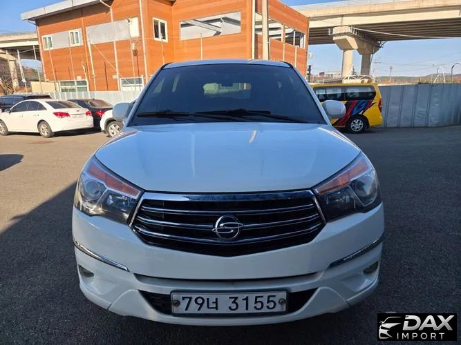 KG_Mobility_Ssangyong KORANDO 2WD GT 11-seater