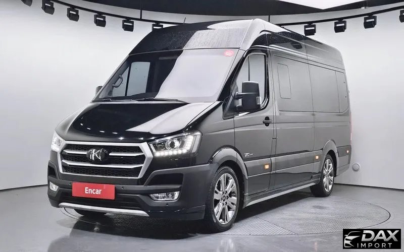 Hyundai Solati 15-seater